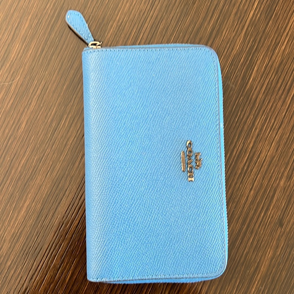 Coach zip wallet
